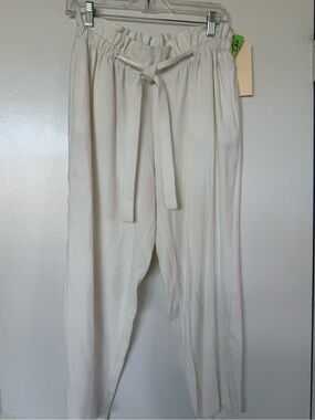 Zara Off-White Paperbag Tie Waist Trousers